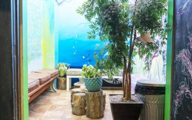 ITH Zoo Hostel San Diego