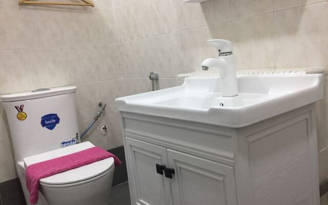 OYO 89979 Diamond Hotel