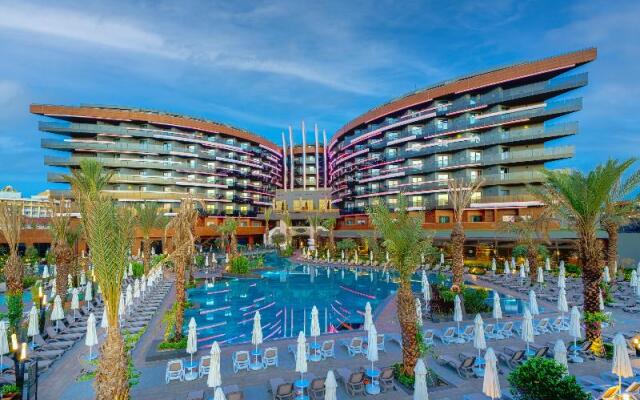 Kirman Calyptus Hotel