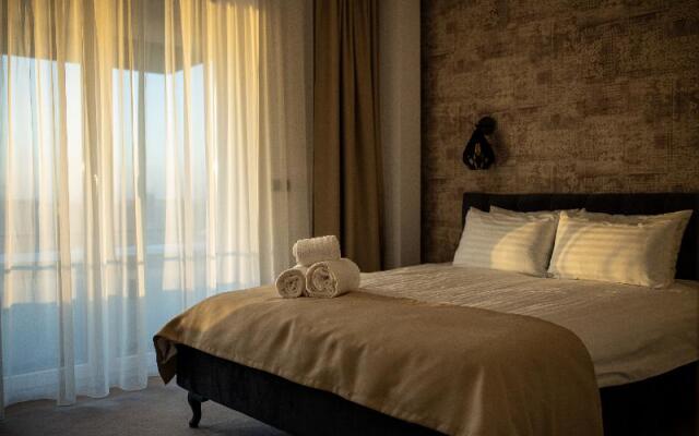 Kanopian Penthouse Hotel