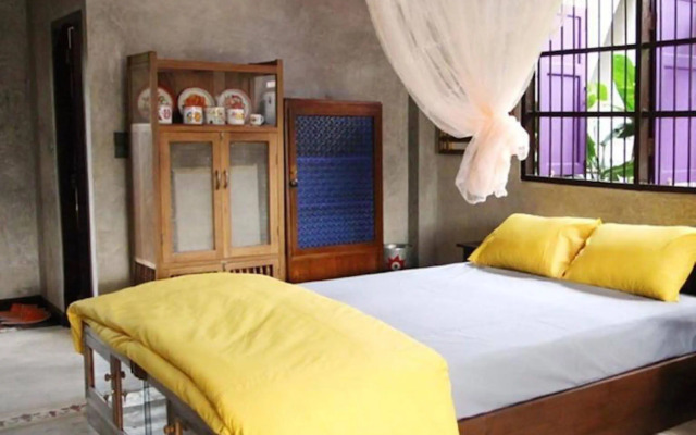 Bang Luang House