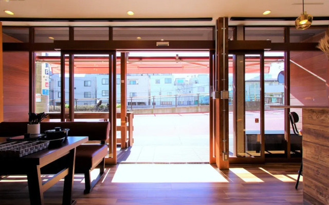 rakuna Inn 河~oshiage