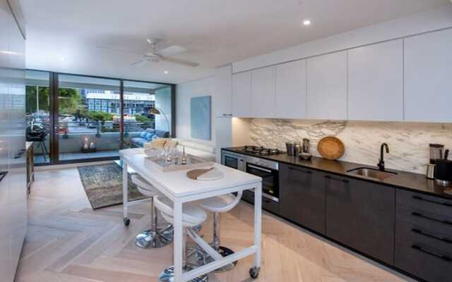 Luxury Studio With Parking in Woolloomooloo - WMLOO