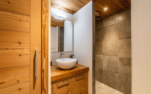 SAPELLI - Design apartment in brand-new residency