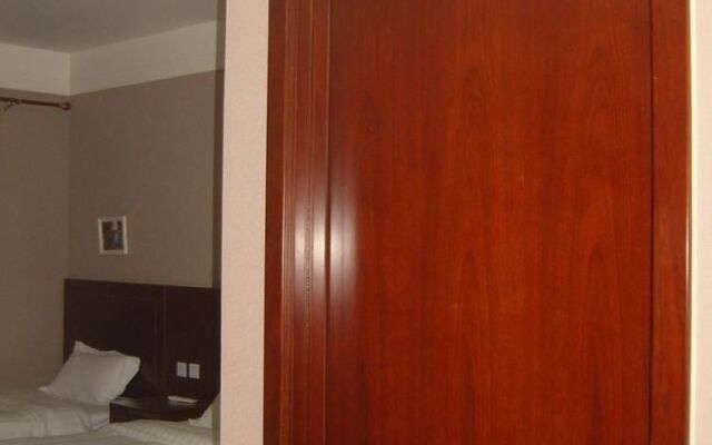 Tianjin Binhai Golden Sunshine Aparthotel