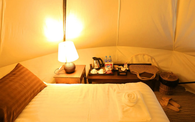 Chiangkhan River Green Hill