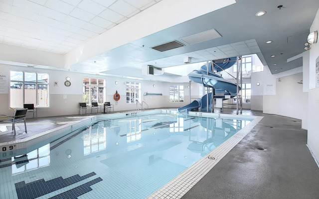 Holiday Inn Express Hotel & Suites Airport - Calgary