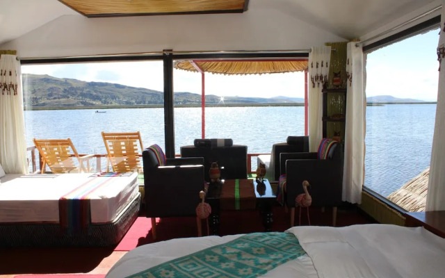 Uros Samaraã‘a Uta Lodge