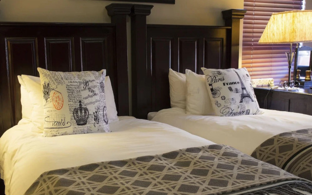 The Royal Palm Bed & Breakfast