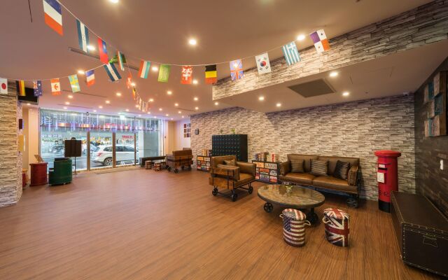 Skyone Hotel