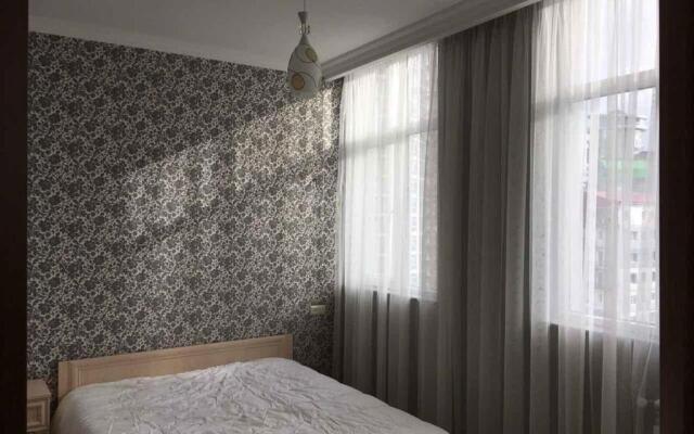 Flat. Ninoshvili Street. ?25