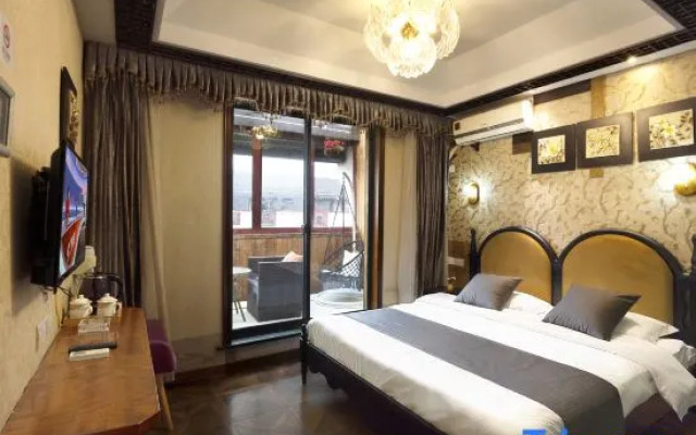 Wuzhen Jinye House