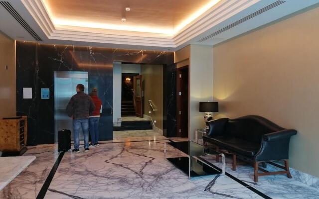 Eyre Square Accommodation