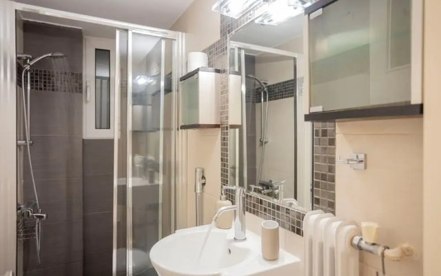 Modern 1-bedroom Retreat in Pangrati