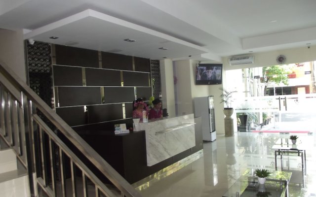 Manado Inn Hotel