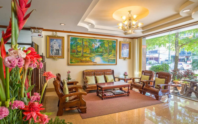 Sripet Hotel
