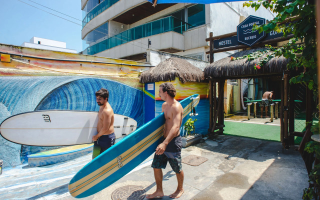 Longboard Paradise Suites