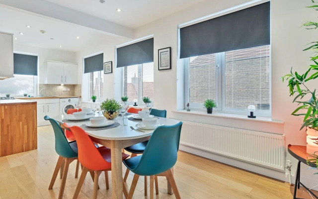 Chalk Cliff panoramic view apartment