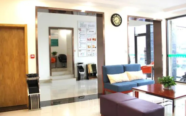 GreenTree Inn(Zhanqian Road Store, High-speed Railway Station, Shangqiu Liang Park) – Lobby – Shangqiu