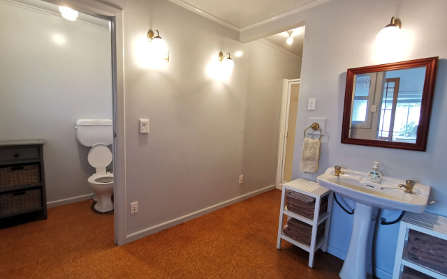 Parakai Geothermal Motel