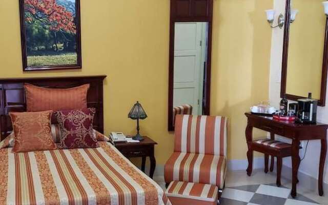Hotel E Don Florencio