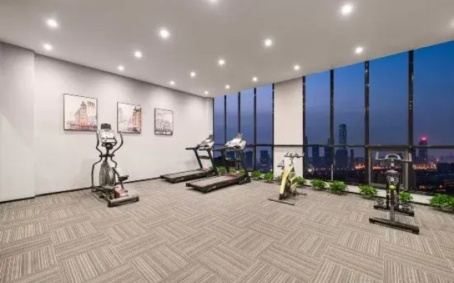 Junyi Hotel (Ziyun New Town)