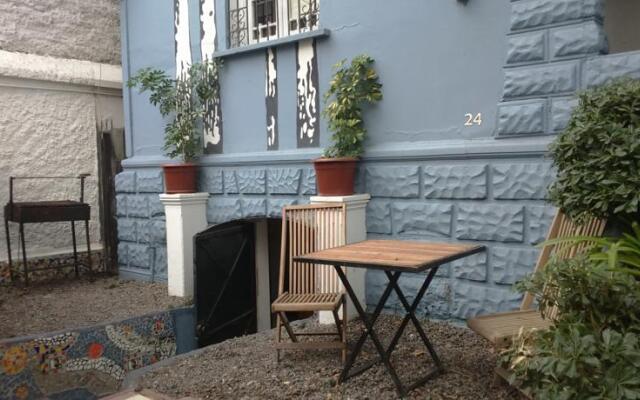 Dominica Hostel