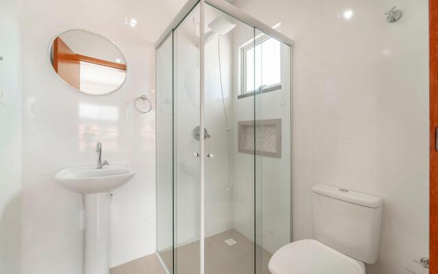 Casa para 08 pessoas em Bombas