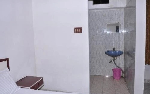 Abirami Inn