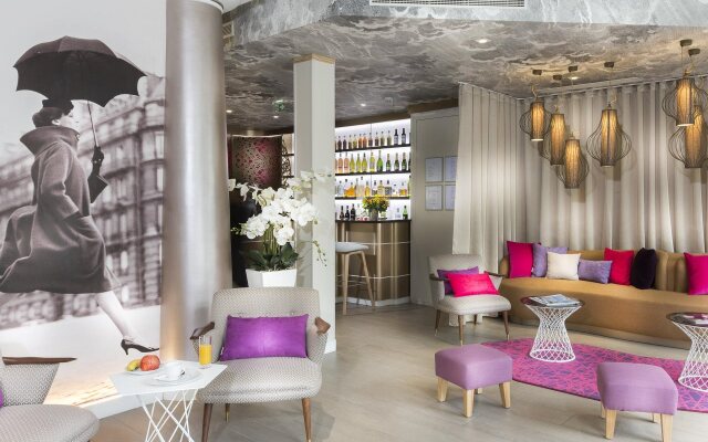 Hotel Eiffel Segur