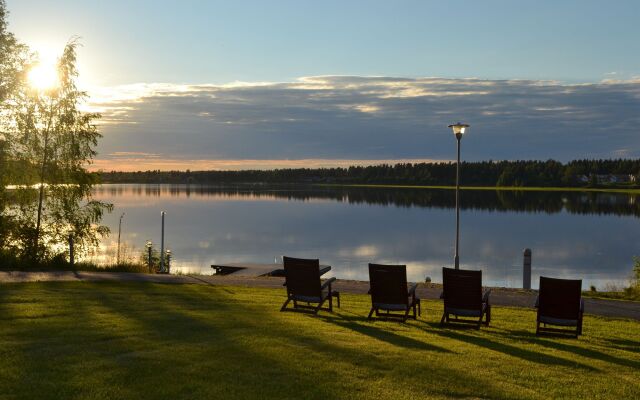 Hotel Aateli Lakeside