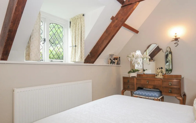 The Old Manor Apartment