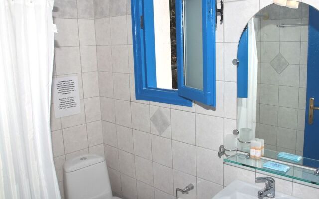 Aiolos Hotel