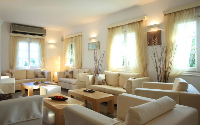 New Aeolos Hotel