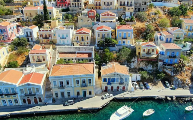 Pitini Sevasti house