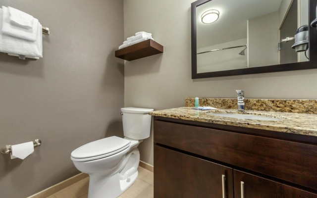 MainStay Suites Lincoln University Area