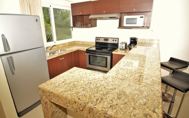 Condo Sabia Apartments by CSR