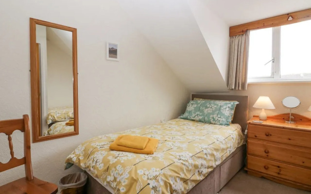 Lazey Cottage