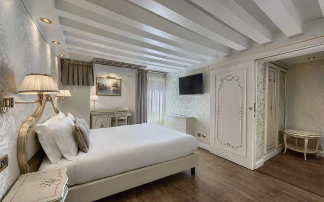 Hotel Olimpia Venice, BW signature collection