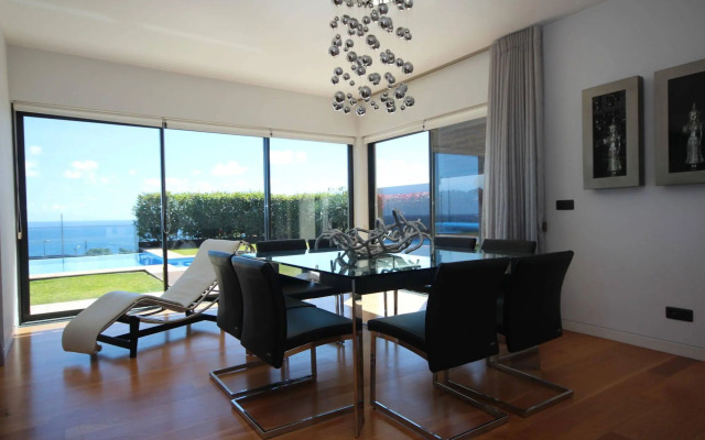 Villa Vitoria by MHM
