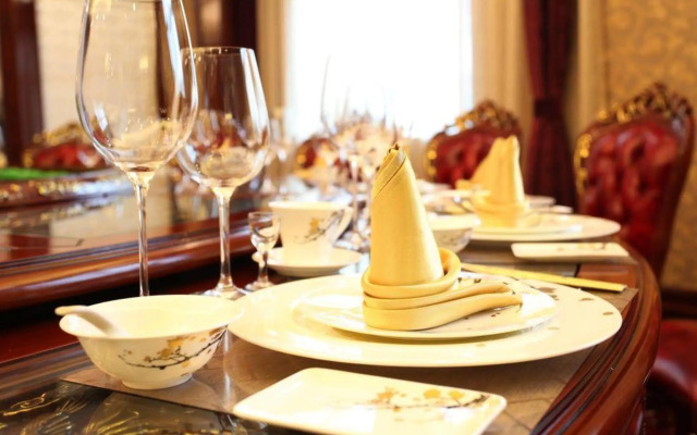 Shenlongyingjia Hotel
