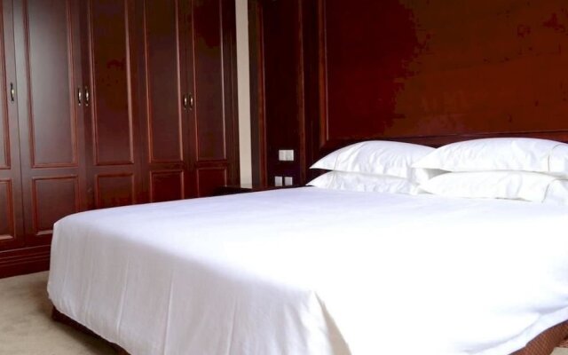 Aitingbao Garden Hotel