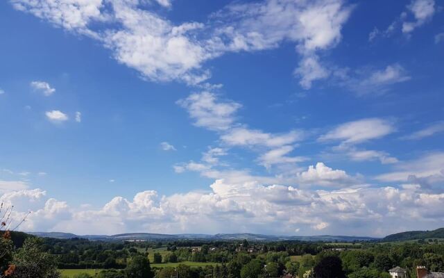 Beautiful 1 Bed Apartment in the Heart of Ludlow
