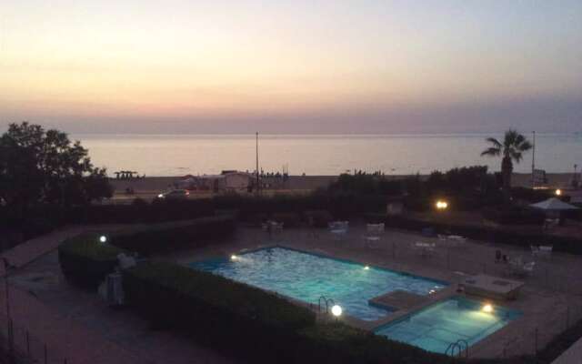 Monolocale con vista mare