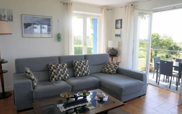 Holiday Home in Lampaul-plouarzel Nearby sea