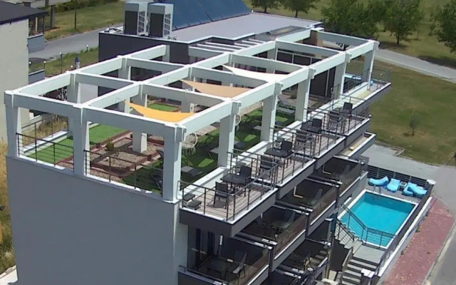 Peloton Inn Hotel