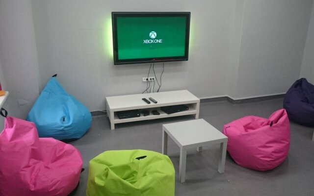 Patchwork Warsaw Hostel