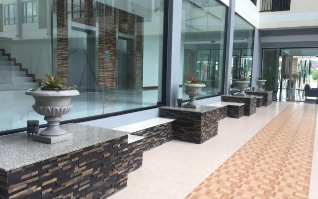 Orchid Riverview Hotel