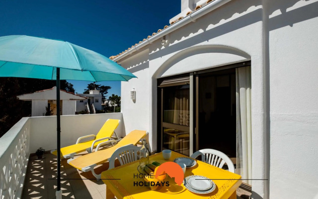 #029 Flat Sea View Pool Beach New Town