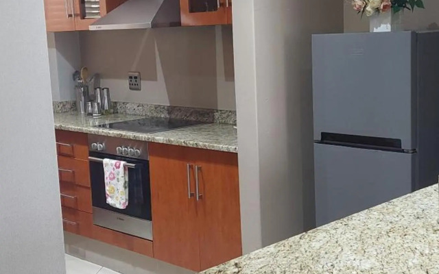 Luxurious Beach Apartment - The Sails